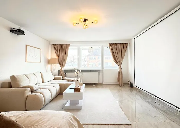 Regency - Exklusive Zentrale 45M2 Wohnung Mit Balkon, Wifi Und Netflix