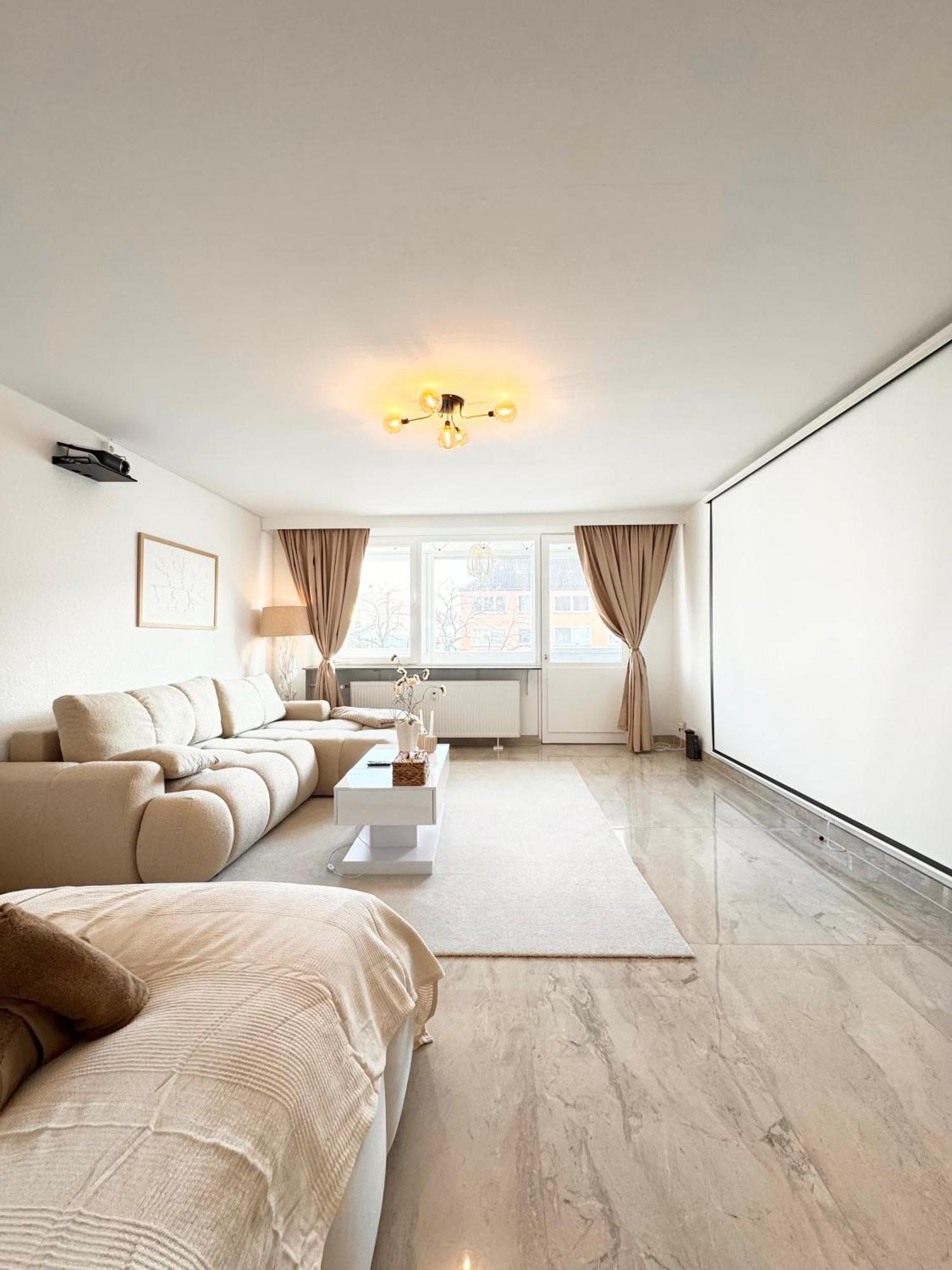 Regency - Exklusive Zentrale 45m2 Mit Balkon, Wifi Und Netflix * Hannover